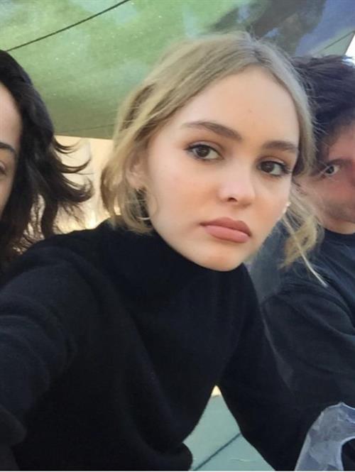Lily-Rose Depp taking a selfie