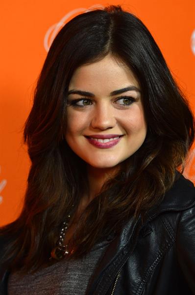 Lucy Hale Pretty Little Liars Halloween episode premiere 10/16/12 