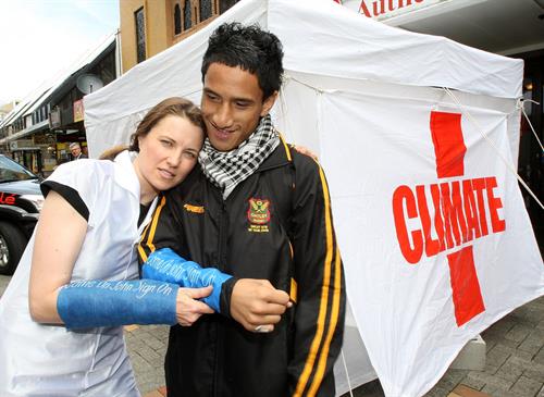 Lucy Lawless - in Wellington, New Zealand 10/15/09  