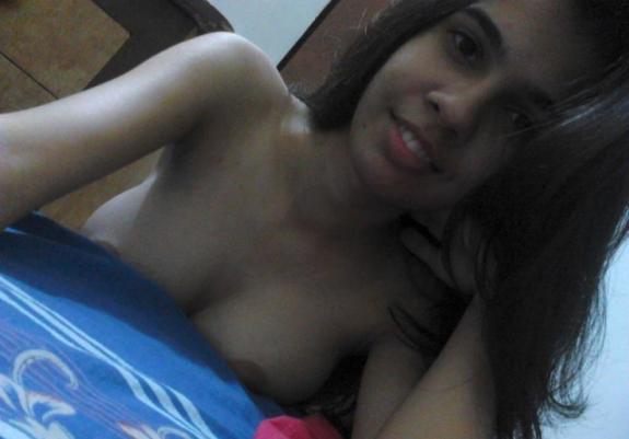 Nini taking a selfie and - breasts