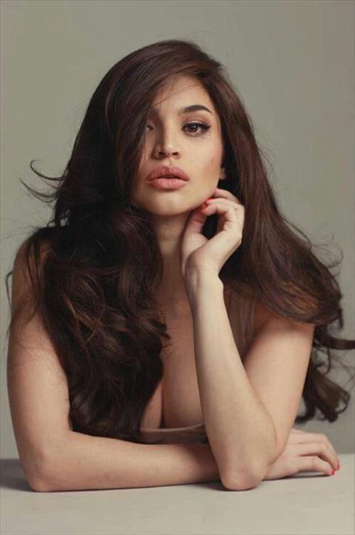 Anne Curtis