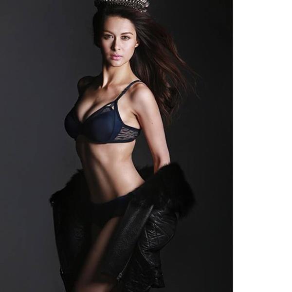 Marian Rivera in lingerie