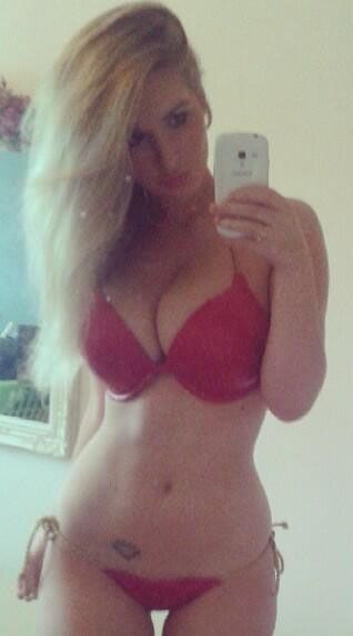 Jess Davies in lingerie taking a selfie