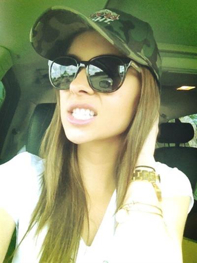 Paris Nichole taking a selfie