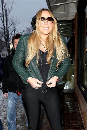 Mariah Carey made another stop at the Louis Vuitton store to shop with a family member. December 24, 2012 