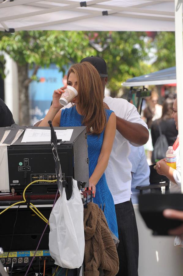 Maria Menounos On the set of Extra in Los Angeles on June 6, 2013