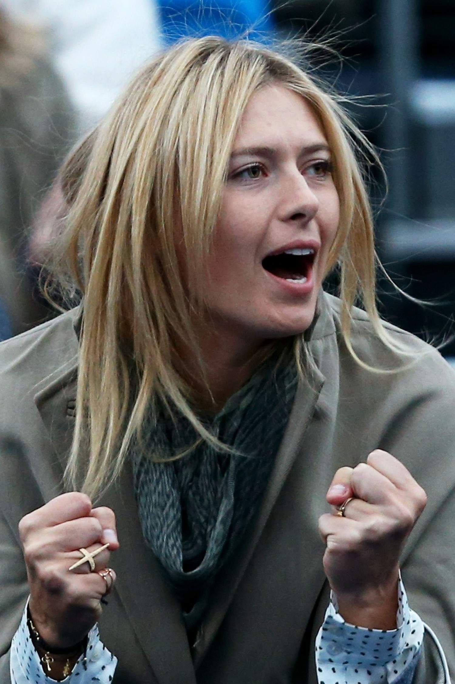 Maria Sharapova Watches her boyfriend on day one of the AEGON