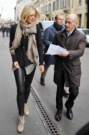 Maria Sharapova Giorgio and Roberta Armani meet tennis star Maria Sharapova at Armani's palace. November 30, 2012 