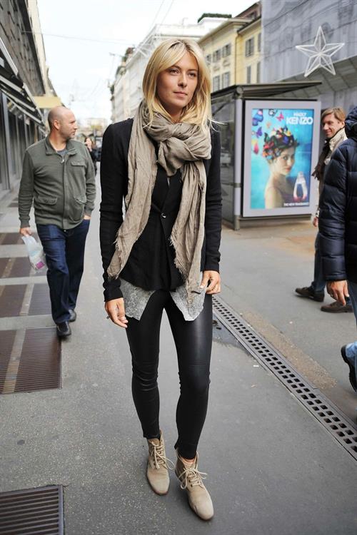 Maria Sharapova Giorgio and Roberta Armani meet tennis star Maria Sharapova at Armani's palace. November 30, 2012 