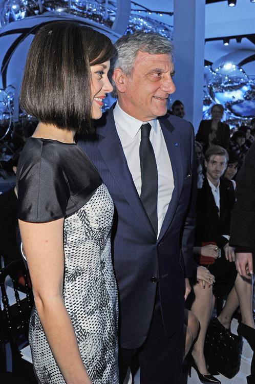 Marion Cotillard - Attends the Paris Fashion Week in Paris (01.03.2013) 