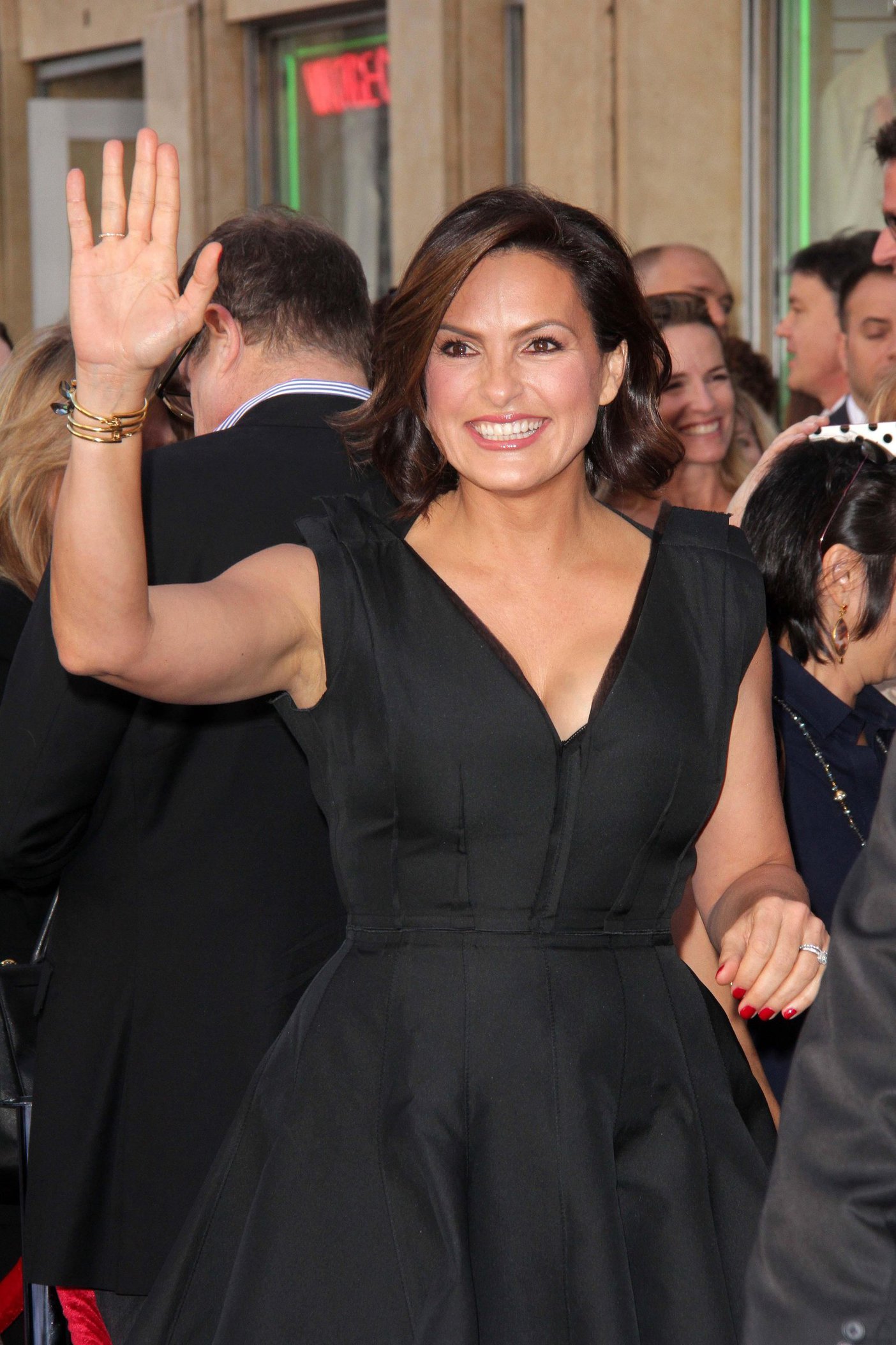 Mariska Hargitay Pictures Mariska Hargitay Honored With Star On The Hollywood Walk Of Fame - Hollywood, Nov. 8, 2013