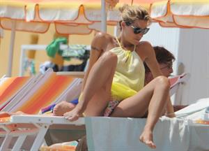 Michelle Hunziker bikini candids in Varigotti, Italia 6/7/13