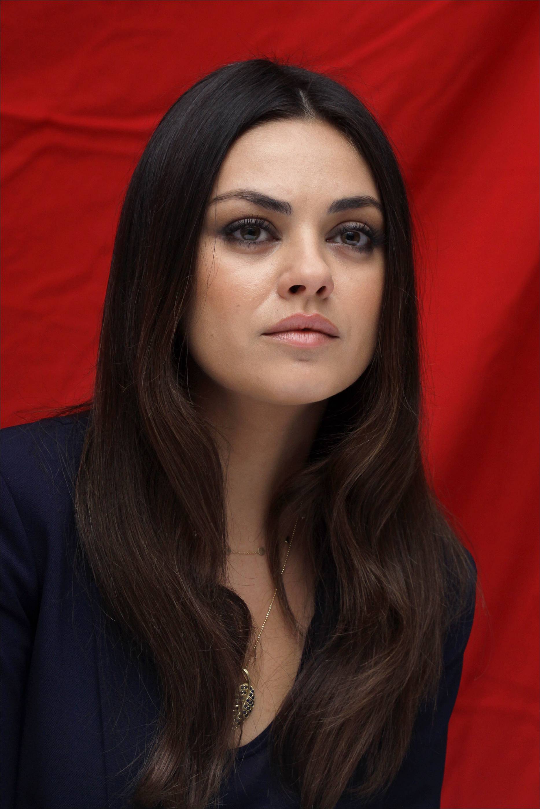 Mila Kunis  OZ: The Great And Powerful  Press Conference, Feb 15, 2013 
