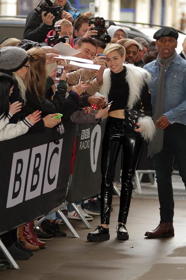 Miley Cyrus – BBC Radio 1 arrival in London 11/12/13  