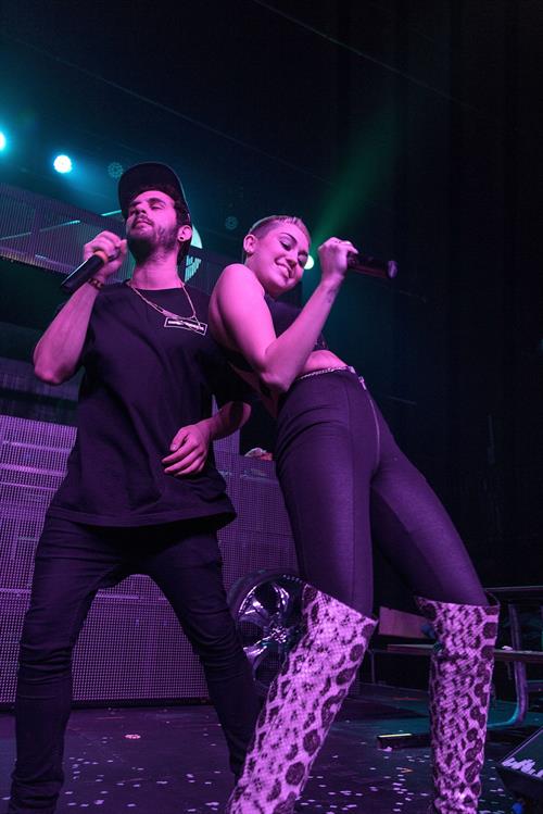 Miley Cyrus Borgore's Christmas Creampies Concert in Hollywood 12/8/12 