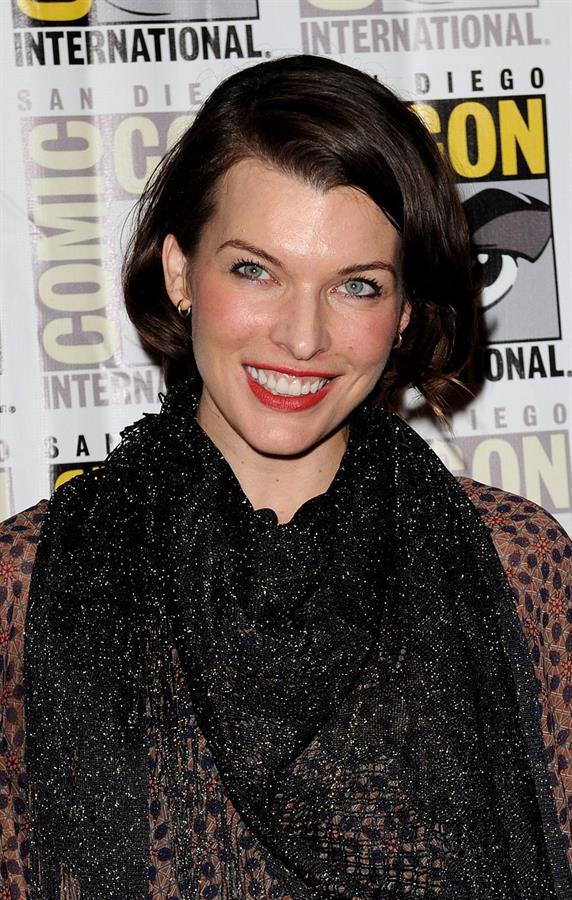 Milla Jovovich -  Resident Evil: Retribution  Press Room at Comic-Con 2012 in San Diego (July 13, 2012)