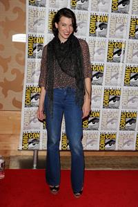 Milla Jovovich -  Resident Evil: Retribution  Press Room at Comic-Con 2012 in San Diego (July 13, 2012)