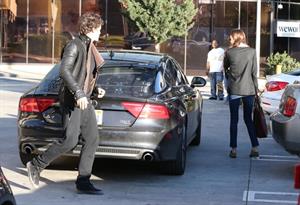 Miranda kerr outside a spa in LA on January 4th 2013  