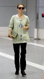 Natalie Portman arrives at LAX Airport - May 30, 2013 