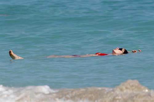 Nicole Trunfio bikini candids in Miami Beach 11/1/12