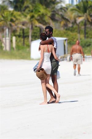 Nicole Trunfio bikini candids in Miami Beach 11/1/12