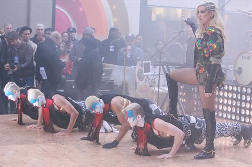Kesha Pictures Kesha Performs on the Today Show in New York City (November 20, 2012)
