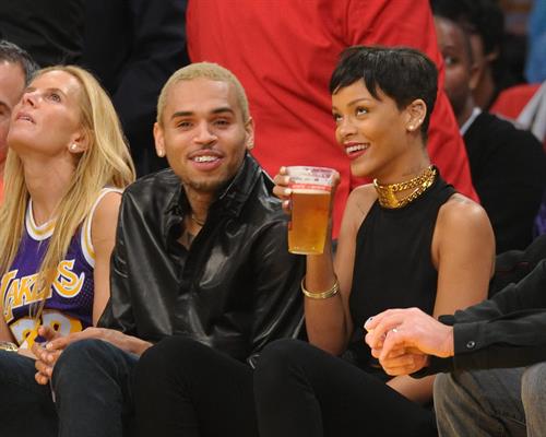 Rihanna Pictures Rihanna New York Knicks vs Los Angeles Lakers in Los Angeles on December 25, 2012