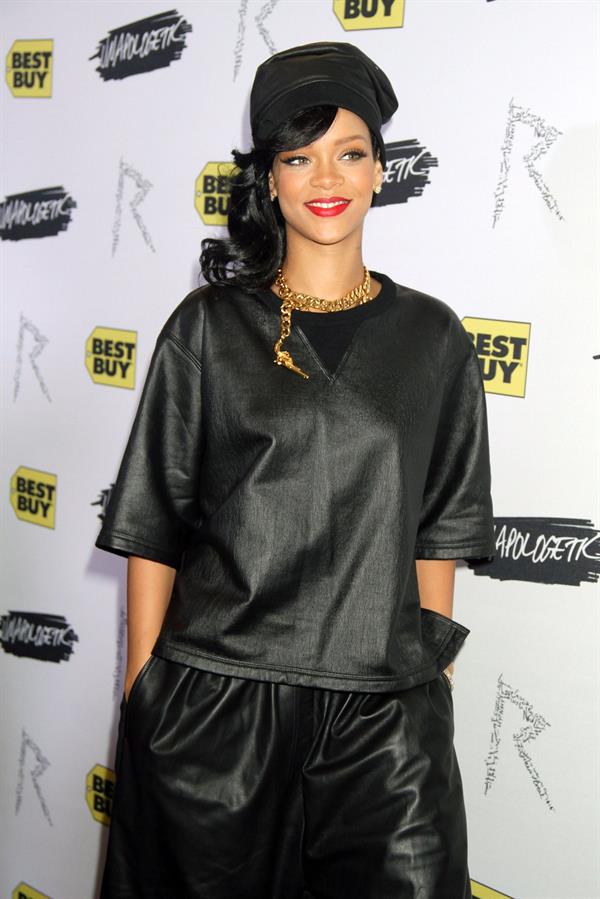 Rihanna  Unapologetic  Album Release Party (November 20, 2012) 