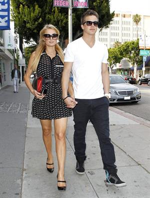 Paris Hilton Shopping at Kitson in Beverly Hills April 5, 2013 