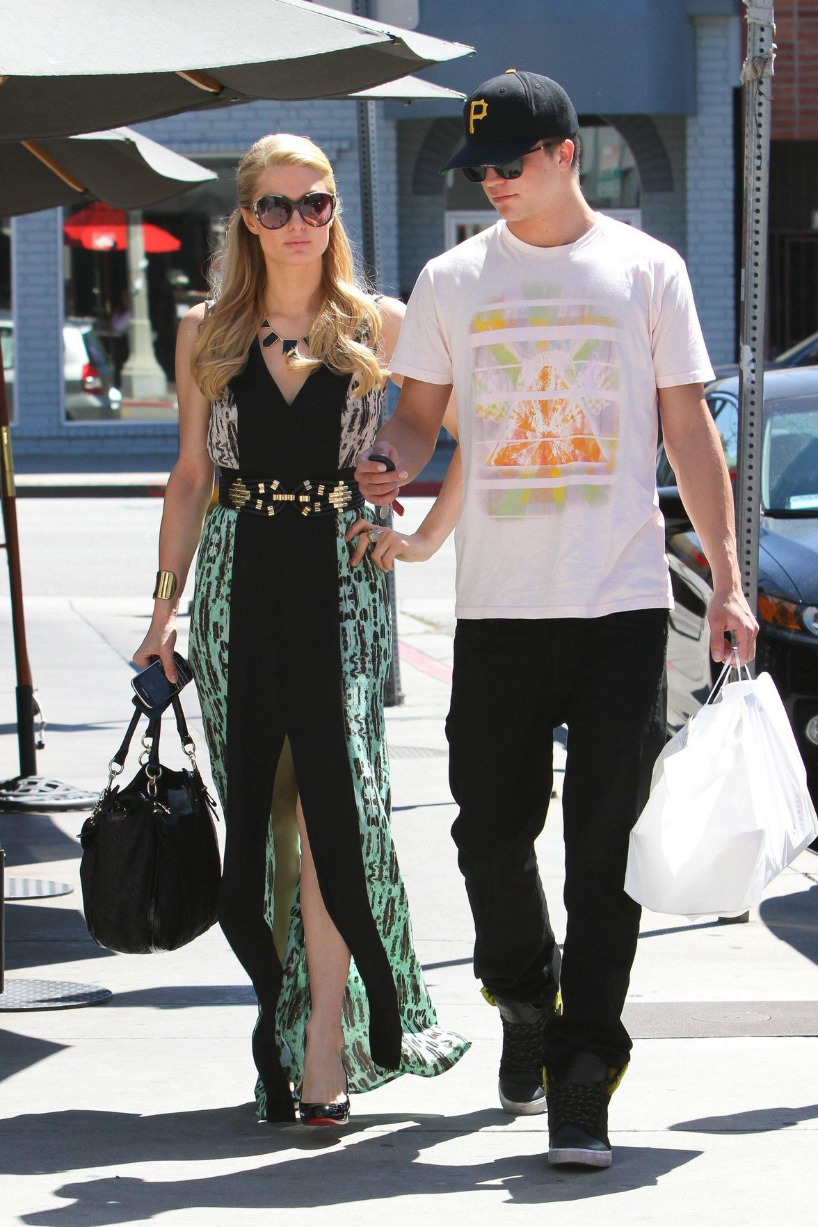 Paris Hilton stops by Anastasia Spa in Beverly Hills, California April 10, 2013 