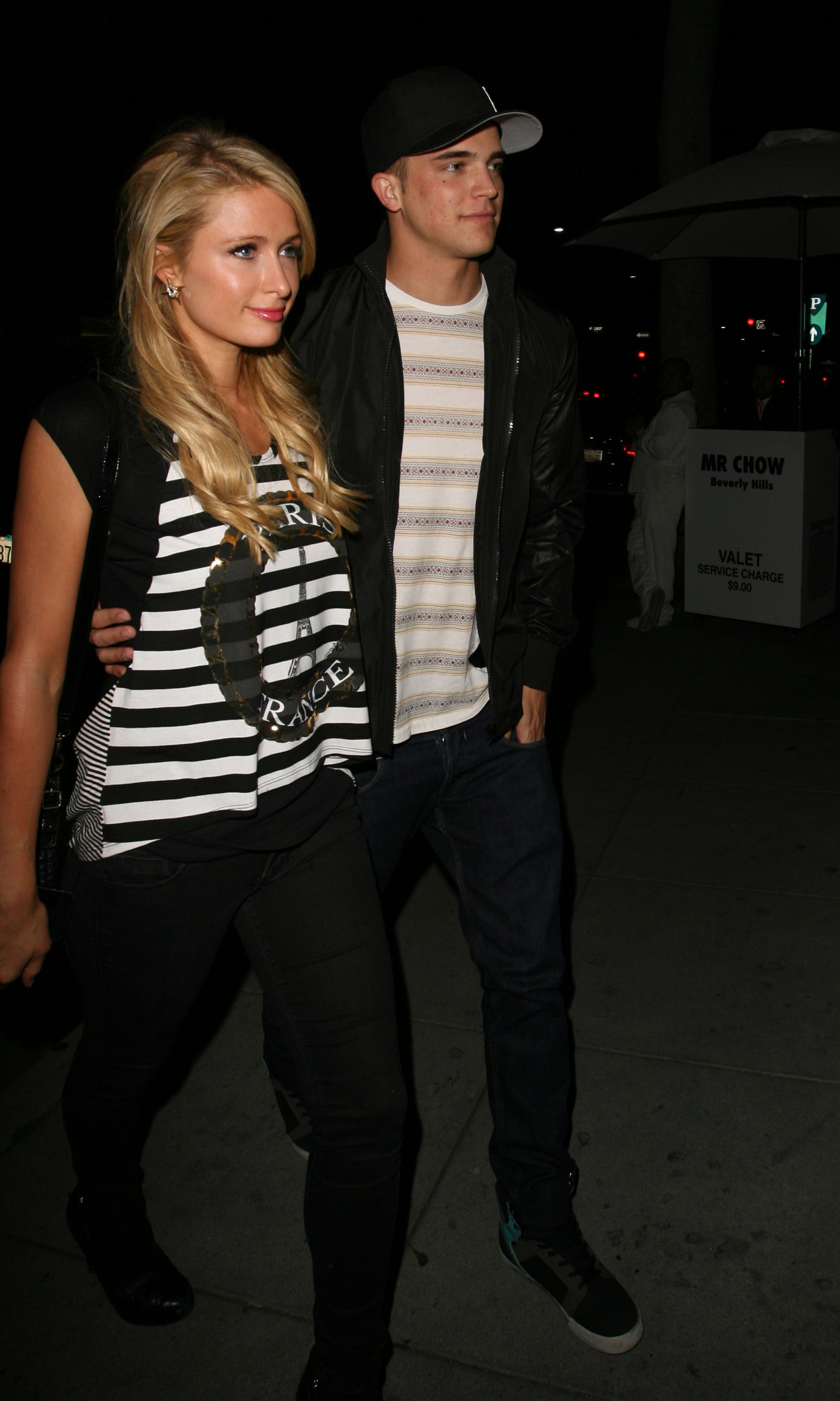 Paris Hilton night out in Los Angeles (17.04.2013) 