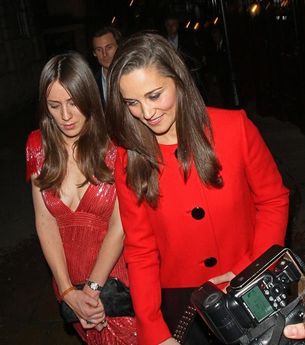 Pippa Middleton Leaving Loulou's nightclub in London - November 1, 2012