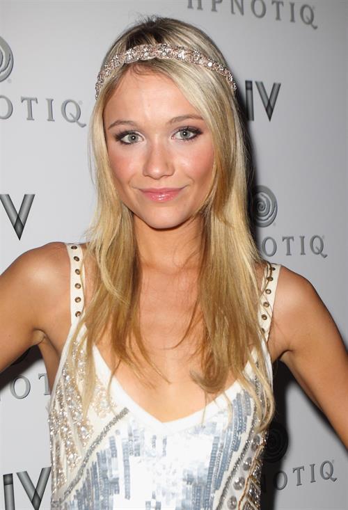 Katrina Bowden