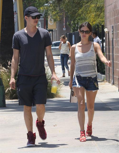 Rachel Bilson - Goes for some shopping with Hayden in L.A. (July 14, 2012)