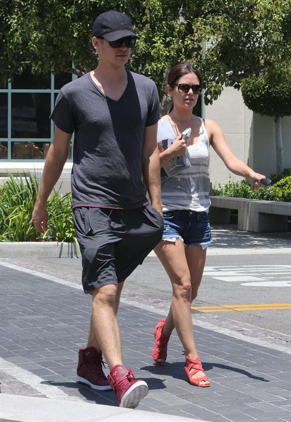 Rachel Bilson - Goes for some shopping with Hayden in L.A. (July 14, 2012)