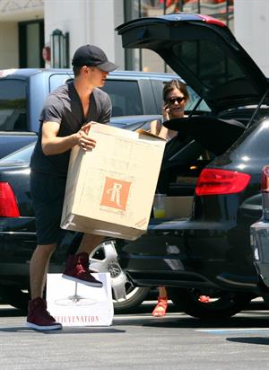 Rachel Bilson - Goes for some shopping with Hayden in L.A. (July 14, 2012)