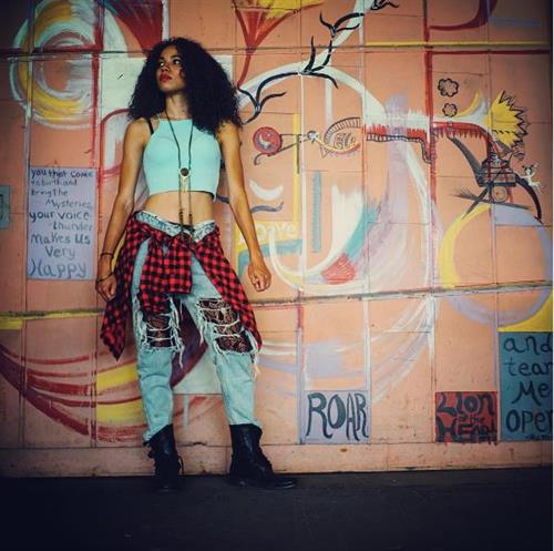 Jurnee Smollett-Bell