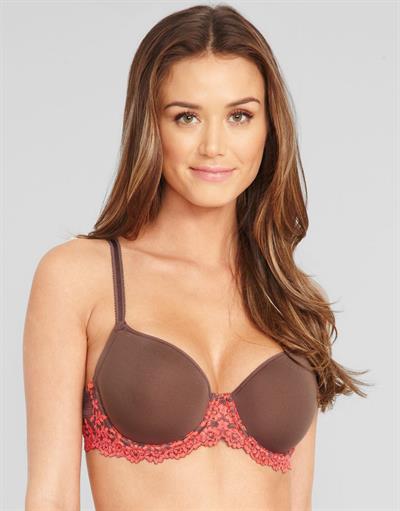 Talita Correa in lingerie