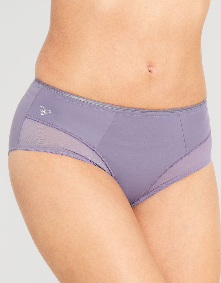 Talita Correa in lingerie