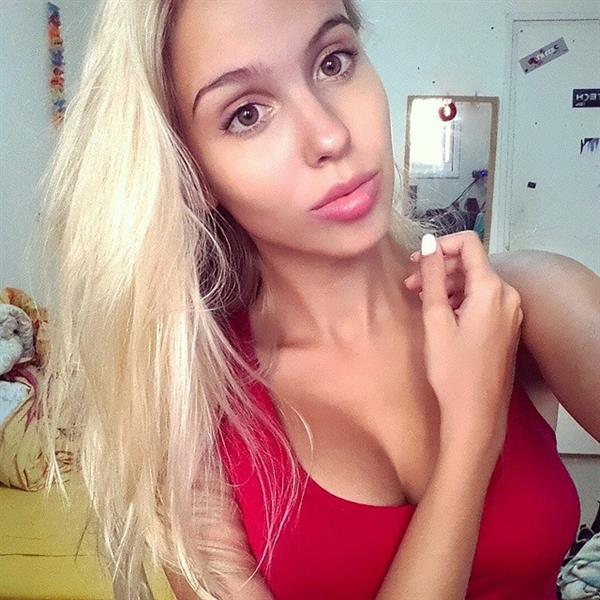 Maria Domark taking a selfie