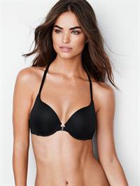 Robin Holzken in lingerie