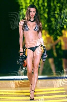 Nina Moric in a bikini