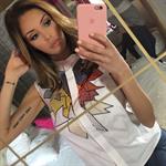 Nabilla Benattia taking a selfie