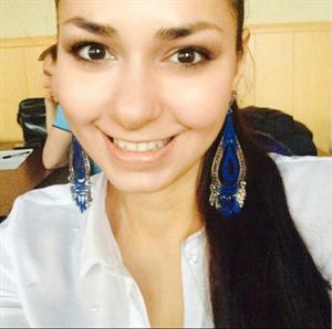 Helga Lovekaty taking a selfie