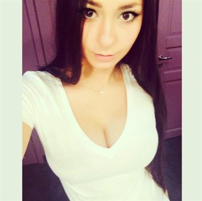 Helga Lovekaty taking a selfie