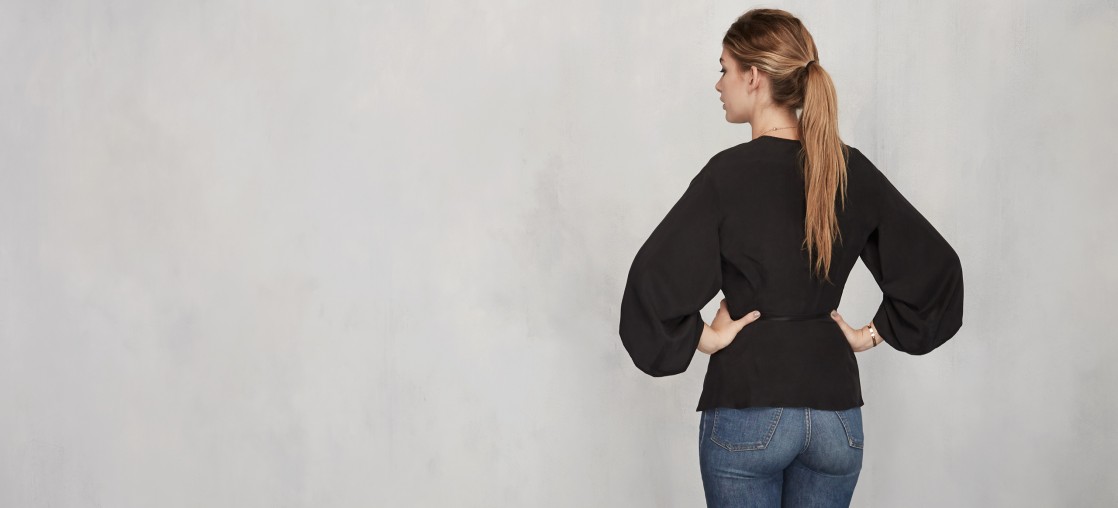 Camila Morrone - ass