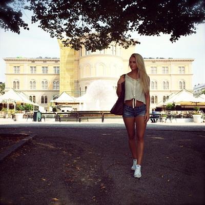 Anna Nyström in a bikini - ass