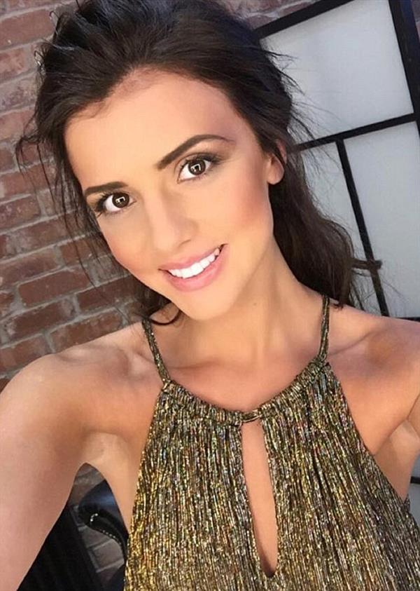 Lucy Mecklenburgh taking a selfie