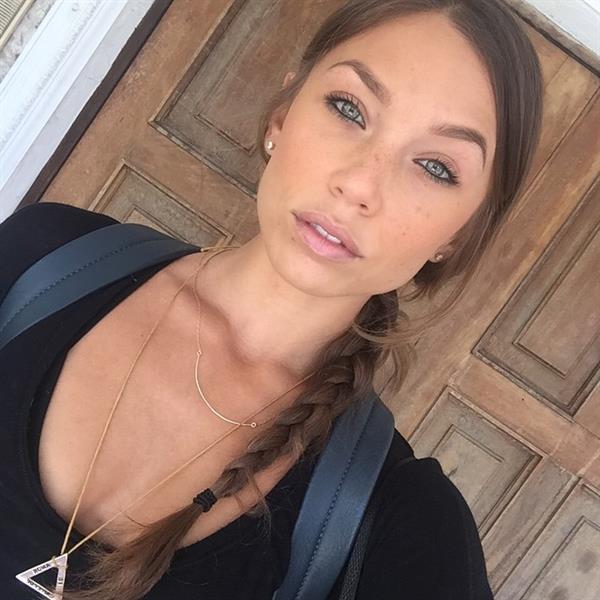 Nicole Mejia taking a selfie