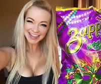 Mindy Robinson taking a selfie